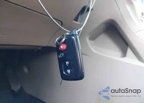 2011 Toyota Highlander Limited V6 z USA, uszkodzony, nr VIN 5TDDK3EH0BS056029